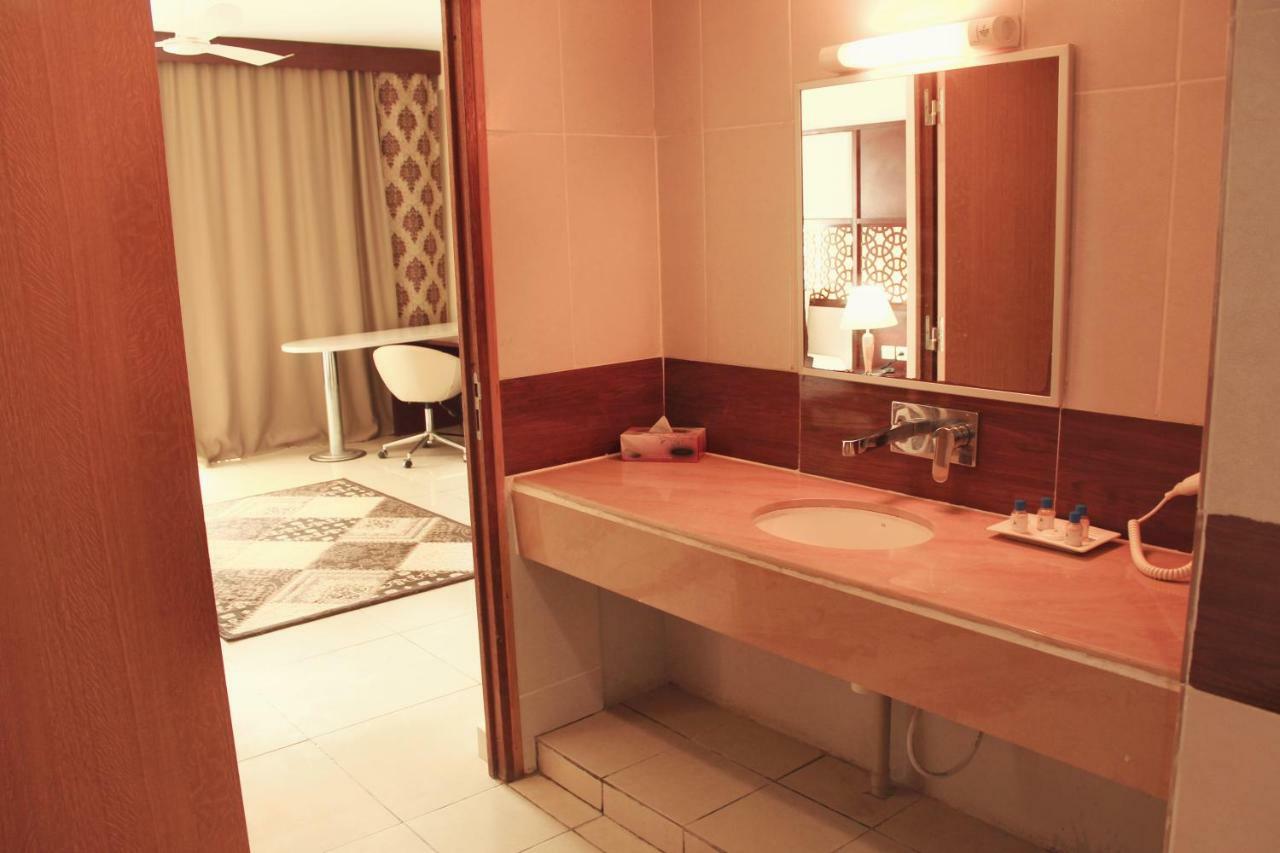 Atlantic Hotel Djibouti City Extérieur photo